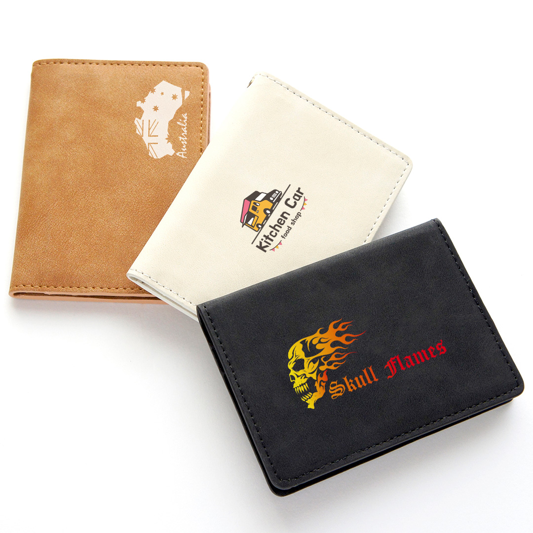 ヌバック調4ポケットパスケース