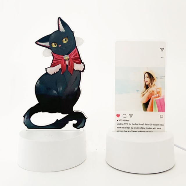 ライトアップ アクリルスタンド